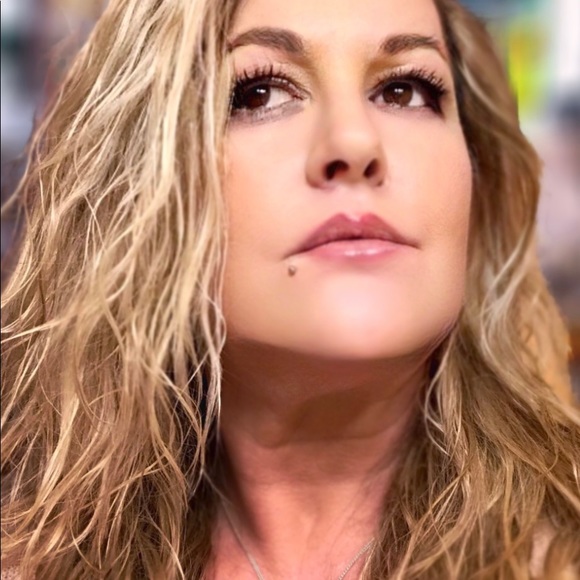 Meet your Posher, Tammy - Picture 5 of 5